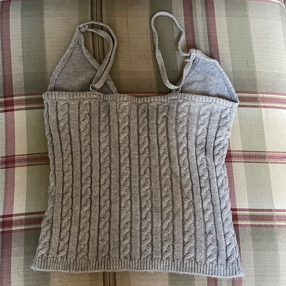 Forever 21 Grey Cable Knit Tank Top - Picture 2 of 3